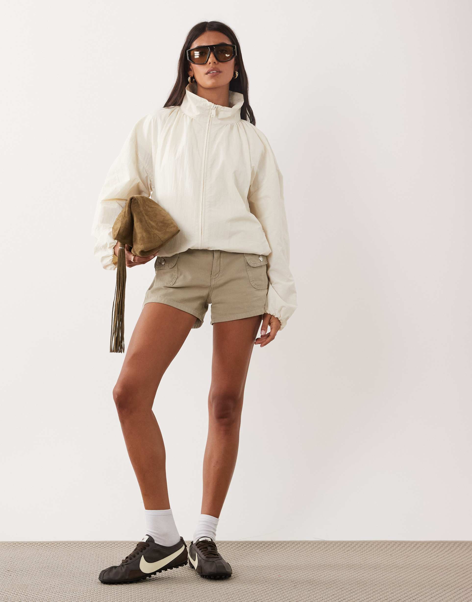 asos design mini cargo shorts in khaki green