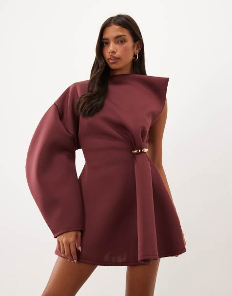 ASOS DESIGN mini dress strutturato con dettagli metallici dorati monospalla in tessuto scuba color vino - view 1