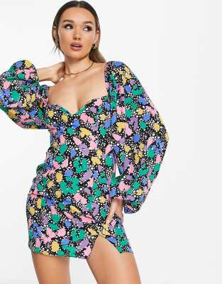 ASOS DESIGN - Mini-Freizeitkleid mit ausgestellten Ärmeln und buntem Klecksmuster