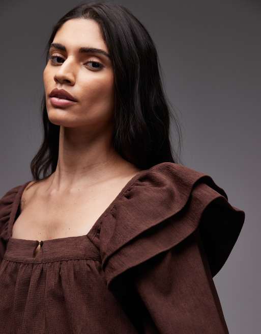 ASOS DESIGN – Mini-Hängerkleid aus Cord in Schokobraun mit eckigem Ausschnitt und Rüschen, 2 von 4