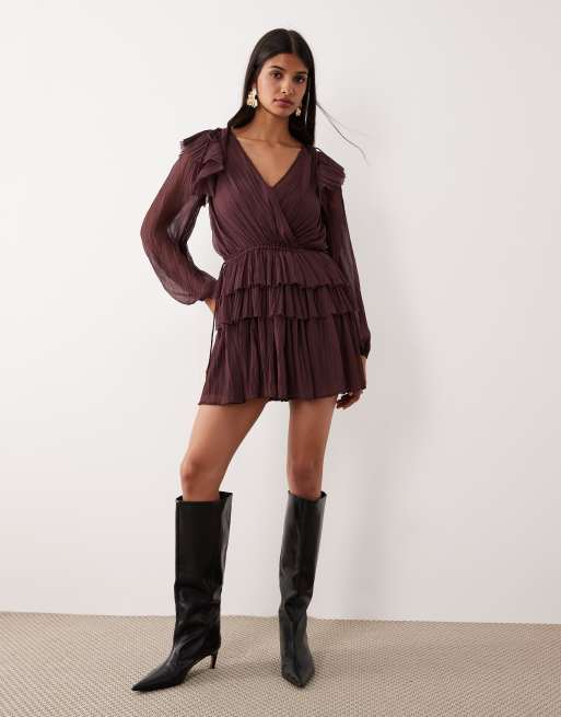 ASOS DESIGN – Mini-Hängerkleid in Maulbeerrot mit V-Ausschnitt und Rüschen, 2 von 4