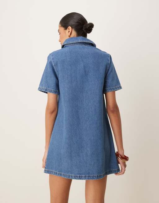 ASOS DESIGN – Mini-Jeanskleid in verwaschenem Mittelblau mit Polokragen, 3 von 4