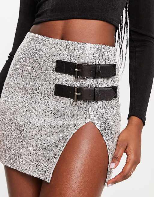 ASOS DESIGN - Mini-jupe à sequins fendue avec boucles - Argenté