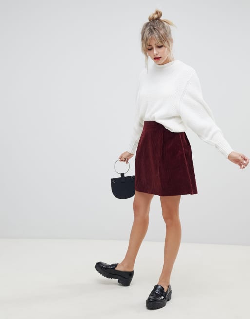 ASOS DESIGN Mini jupe ajust e en velours c tel Bordeaux