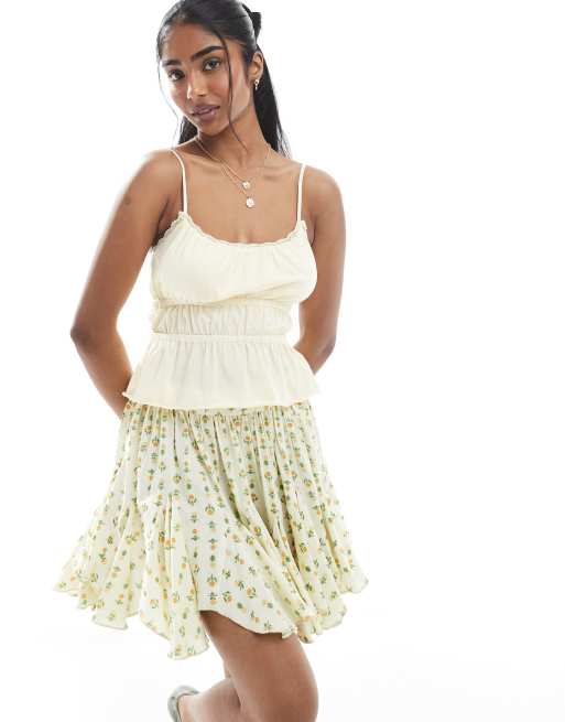 ASOS DESIGN - Mini-jupe fluide à fleurs avec godets, 2 de 5