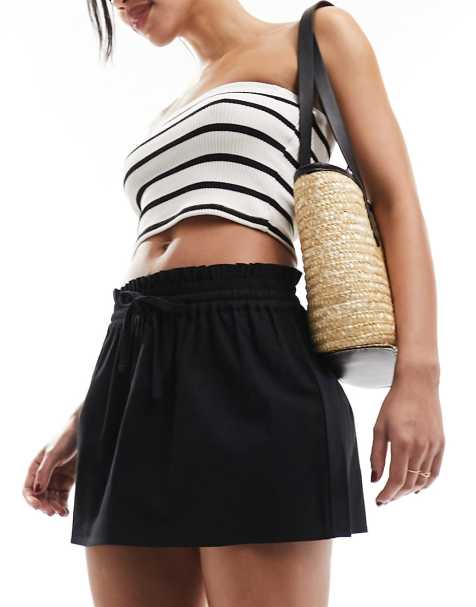 ASOS DESIGN - Mini-jupe nouée à la taille en aspect lin - Noir - view 1