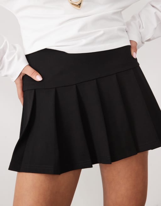 ASOS DESIGN - Mini jupe-short plissée en maille point de Rome - Noir, 4 de 5