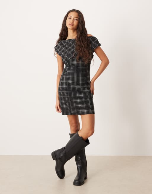 ASOS DESIGN - Mini-jurk met afhangende schouders in zwart-wit ruitpatroon, 3 van 4