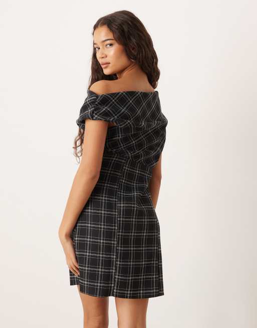 ASOS DESIGN - Mini-jurk met afhangende schouders in zwart-wit ruitpatroon, 4 van 4