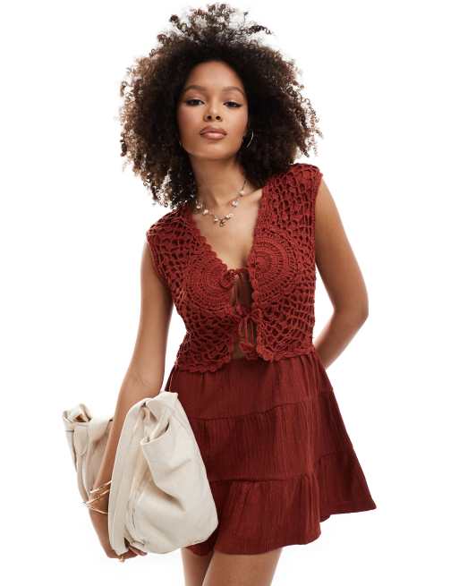 ASOS DESIGN - Mini jurk met gehaakt lijfje en rok met stroken in rood