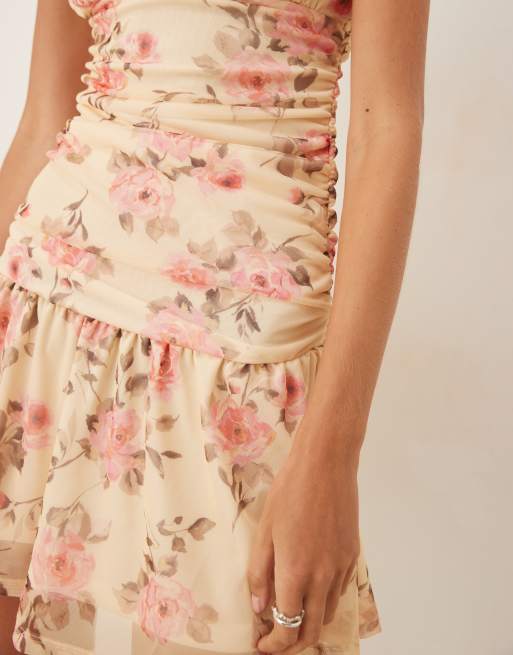 ASOS DESIGN - Mini jurk met gerimpelde V-voorkant in vintage bloemenprint, 3 van 4