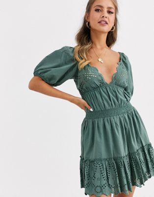 ASOS DESIGN - Mini-jurk met halsvormige halsijn en elastische taille-Groen