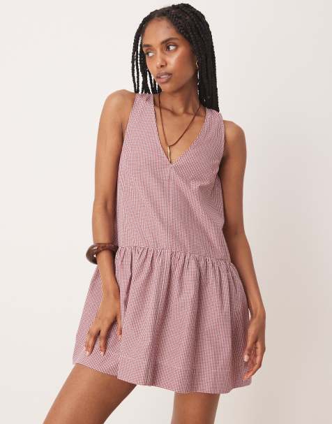 ASOS DESIGN - Mini jurk met halternek en verlaagde taille in rode gingham ruit - view 1