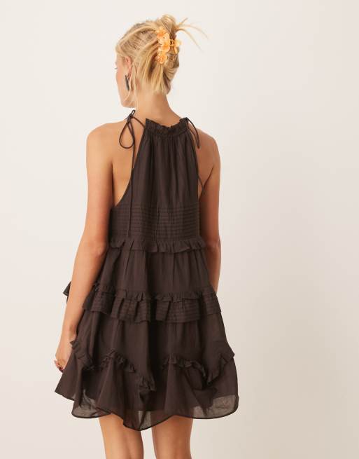 ASOS DESIGN - Mini-jurk met halternek, ruches en plooien in donkerbruin , 4 van 4