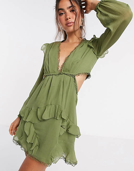 ASOS DESIGN - Mini-jurk met lange mouwen en ronde zoom