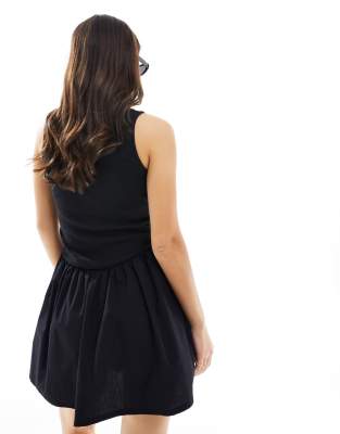 Thumbnail 2 van 4