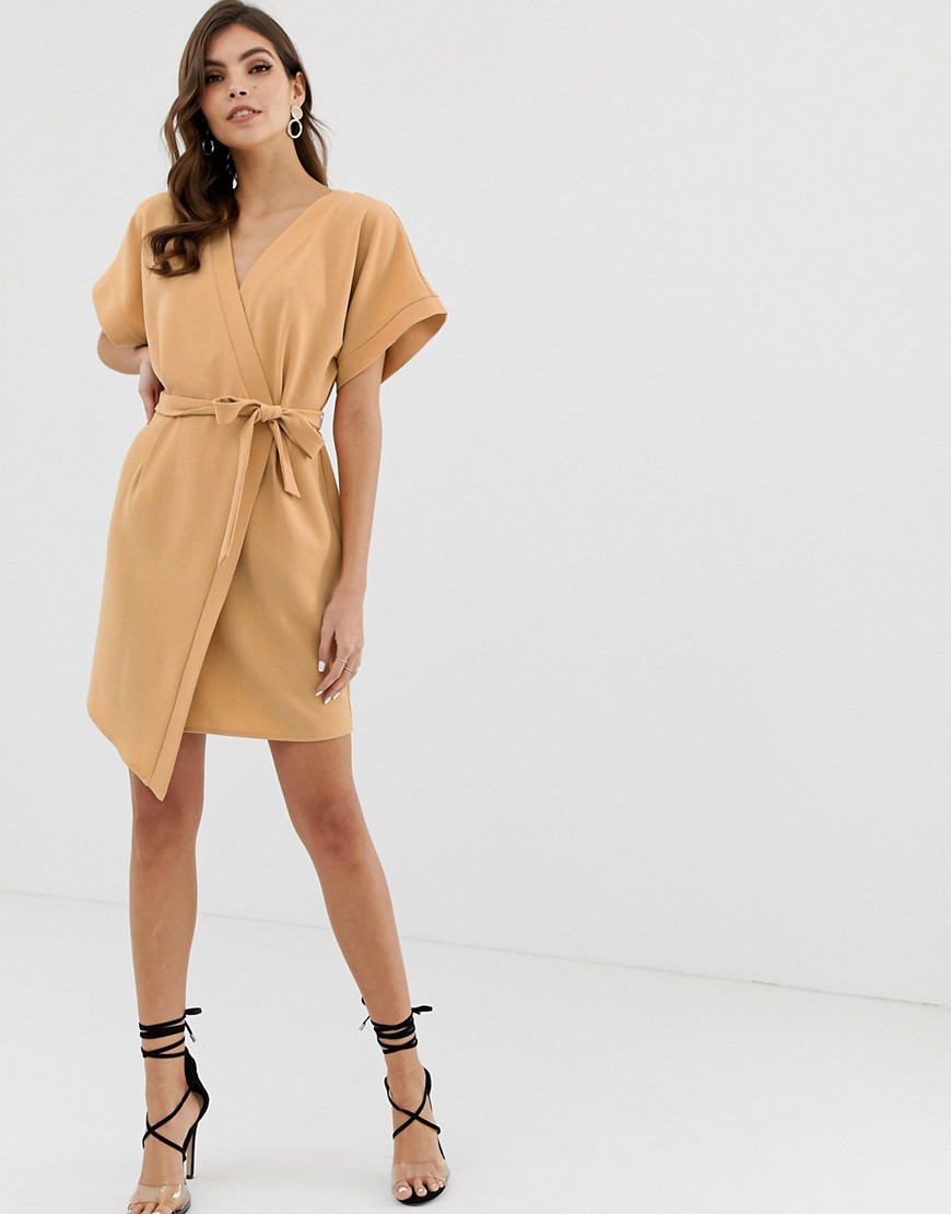 ASOS DESIGN - Mini-jurk met overslag-Crème