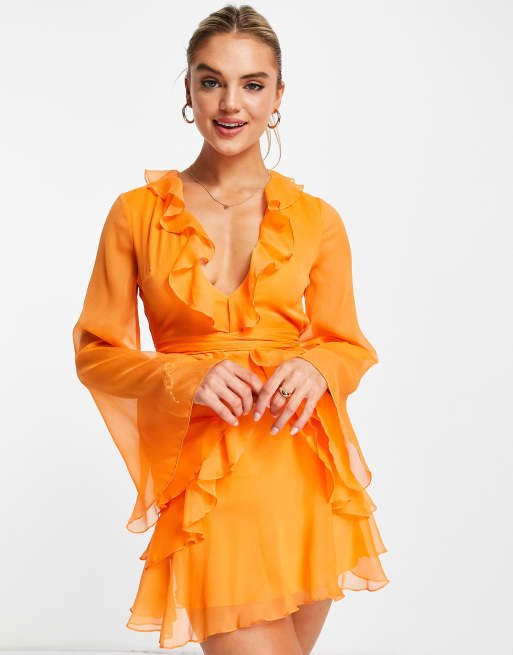 ASOS DESIGN - Mini-jurk met ruches, gestrikte taille en uitlopende mouwen  in oranje | ASOS