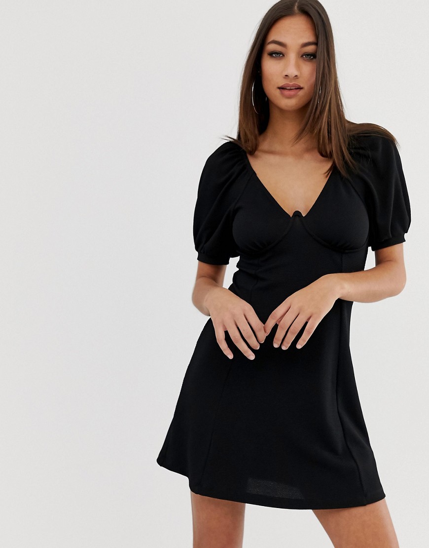 ASOS DESIGN - Mini-jurk met textuur en beugel vooraan-Zwart