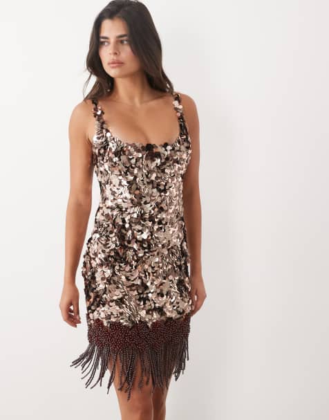 ASOS DESIGN mini jurk met textuur, lovertjes en kralenfranje aan de zoom in brons - view 1