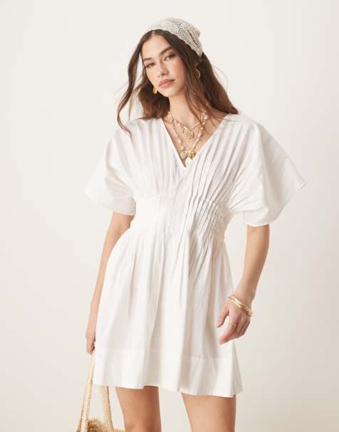 ASOS DESIGN - Mini-jurk met V-hals, korte mouwen en smalle plat gestikte plooien in wit - view 1