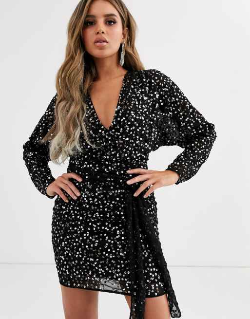 ASOS DESIGN - Mini-jurk met vleermuismouwen, overslag en lovertjes