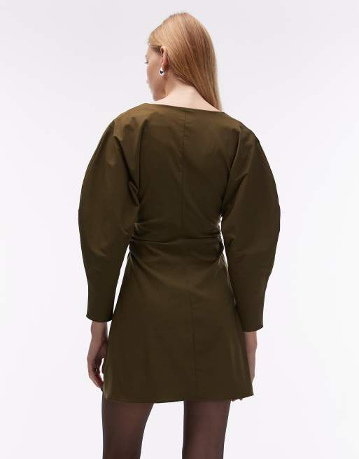 ASOS DESIGN - Mini jurk van bengaline met V-hals en rimpeleffect in olijfgroen, 2 van 4