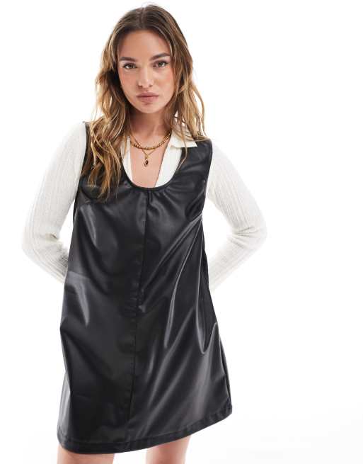 ASOS DESIGN Mini jurk van imitatieleer in zwart ASOS