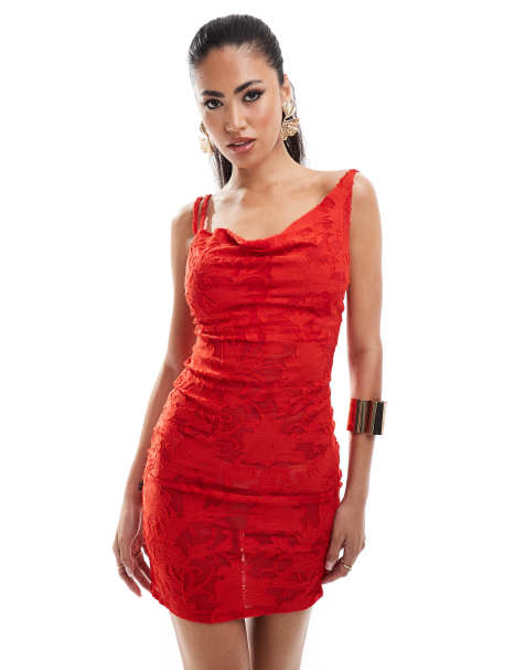 ASOS DESIGN – Mini-Riemchenkleid in Rot mit Wasserfallausschnitt und Ausbrennermuster - view 1