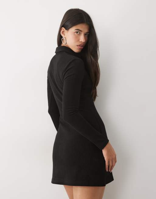 ASOS DESIGN mini robe polo à manches longues en velours côtelé souple noire, 3 de 4