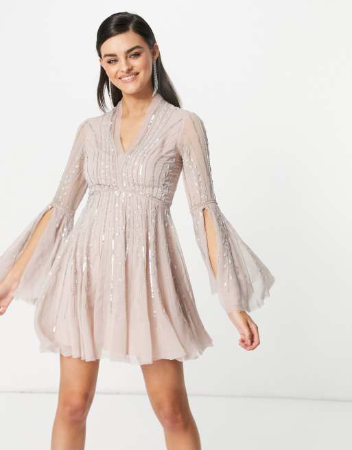 ASOS DESIGN - Mini-skaterjurk met versiering en uitlopende mouwen