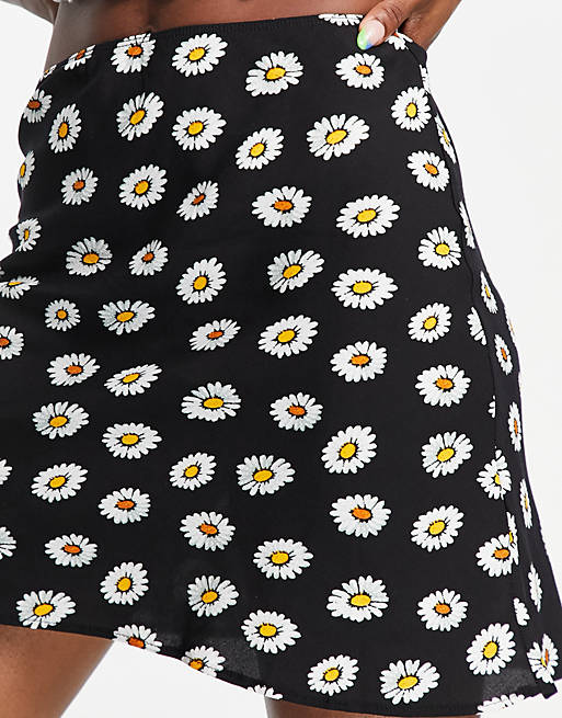 ASOS DESIGN mini skirt in daisy print