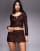 Thumbnail 1 van 5
