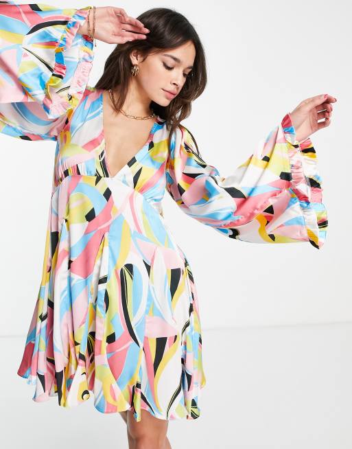  ASOS DESIGN mini smock dress with godets and flared sleeves in swirl print, 3 of 4