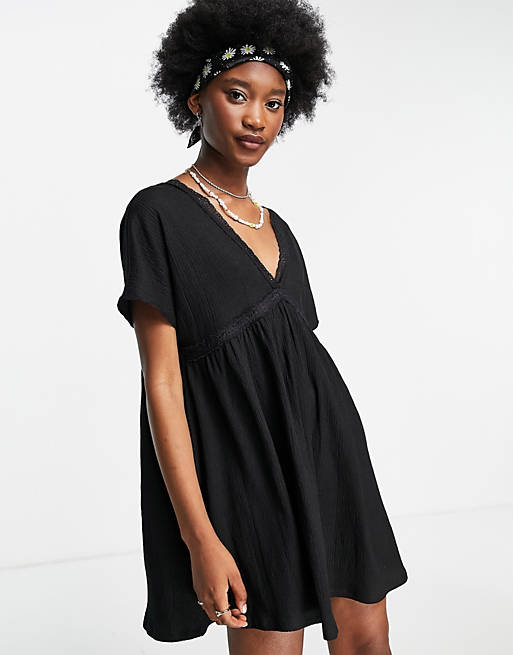  mini smock dress with lace trim and frill sleeve in black 