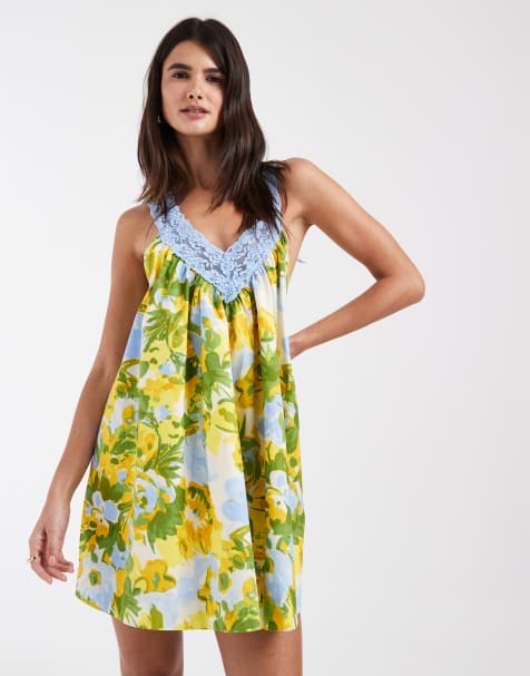 ASOS DESIGN mini-smockjurk van poplin met V-hals en kanten overlay in blauwe bloemenprint - view 1