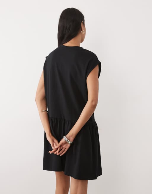 ASOS DESIGN - Mini smokjurk in zwart, 4 van 4