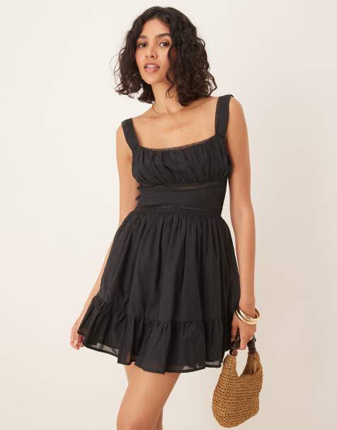 ASOS DESIGN – Mini-Sommerkleid in Schwarz mit Spitzenborte am Dekolleté - view 1