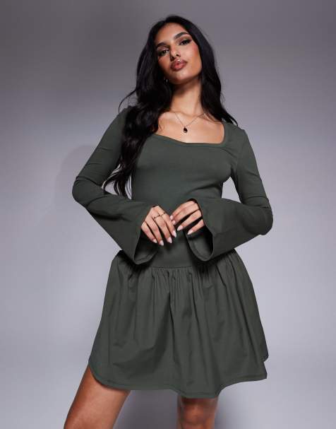 ASOS DESIGN - Mini sweetheart jurk van poplin-mix met flared mouwen in olijfgroen - view 1