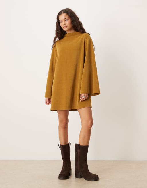 ASOS DESIGN - Mini swing-jurk van corduroy met wijde mouwen in mosterdgeel, 4 van 4