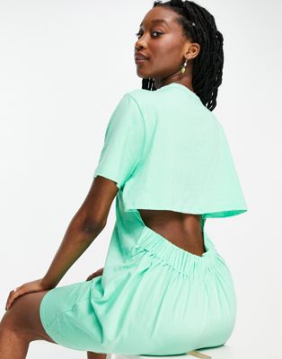 ASOS DESIGN – Mini-T-Shirt-Kleid mit Rückenausschnitt in Apfelgrün