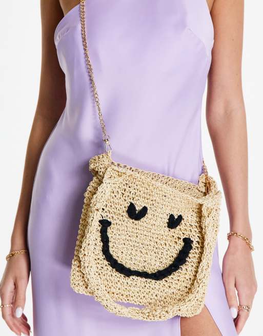 ASOS DESIGN - Mini tote van stro met print van glimlachend gezicht in naturel 