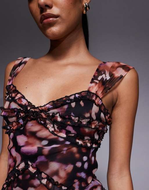 ASOS DESIGN – Mini-Trägerkleid aus Chiffon mit Mini-Rüschen, Godet-Rock und abstraktem rosa Animalprint, 3 von 4