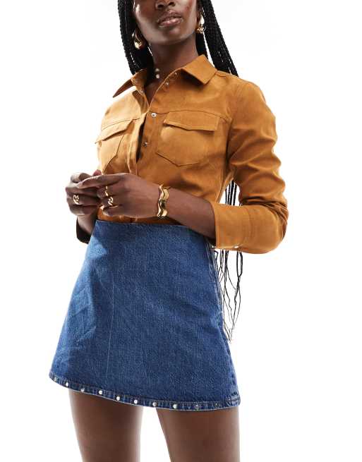 ASOS DESIGN - Minigonna di jeans blu con borchie