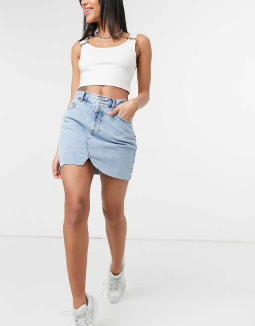 ASOS DESIGN - Minigonna di jeans original lavaggio medio