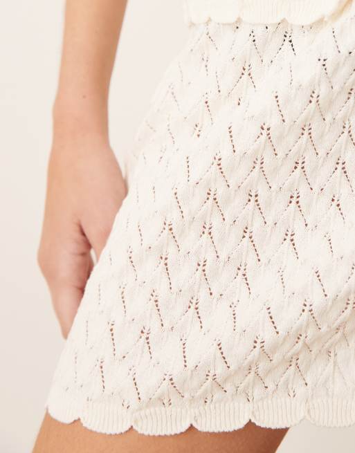 ASOS DESIGN - Minigonna in maglia all'uncinetto écru in coordinato, 2 di 5