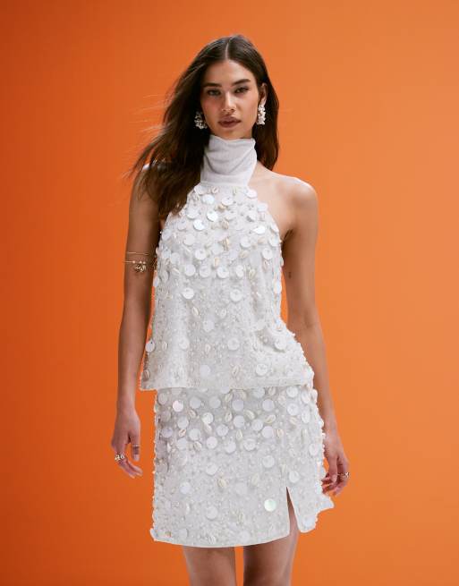 ASOS DESIGN - Minigonna in misto lino color panna con conchiglie sintetiche e paillettes in coordinato