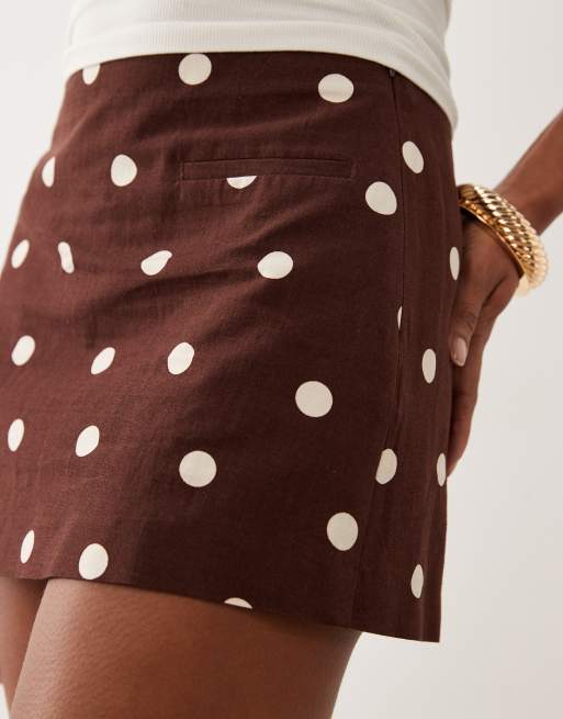 ASOS DESIGN - Minigonna in misto lino marrone a pois, 2 di 5