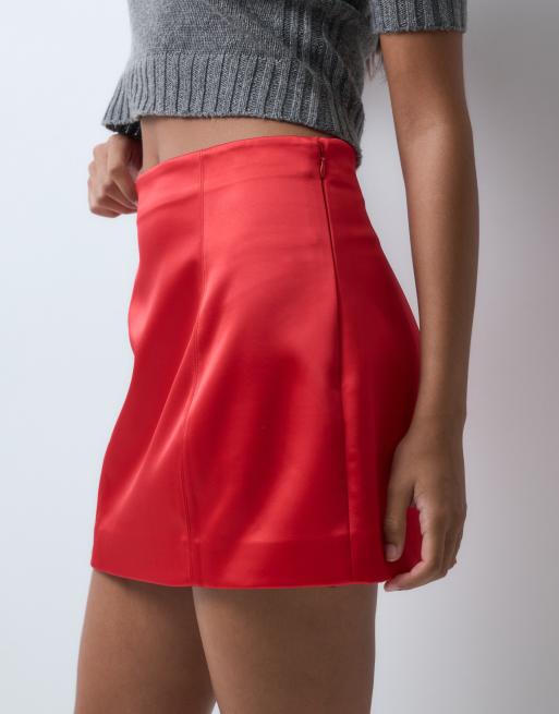 ASOS DESIGN minigonna in raso strutturato rossa, 4 di 5