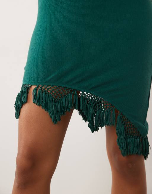 ASOS DESIGN - Minigonna stropicciata verde-azzurro con frange asimmetriche, 4 di 5
